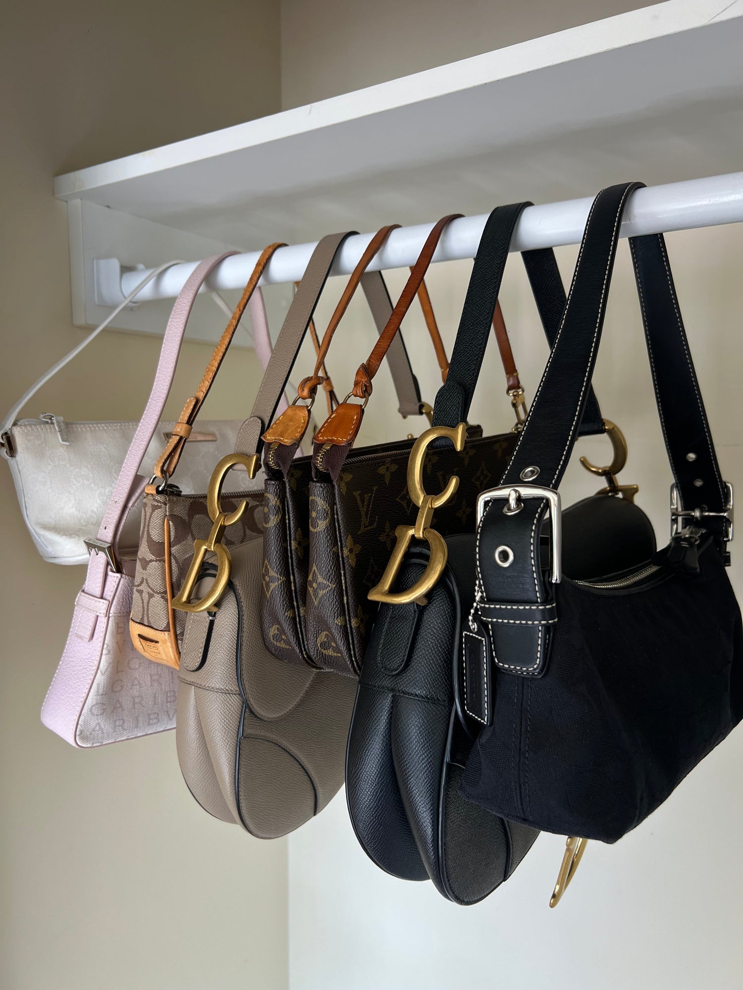 Shoulder Bags