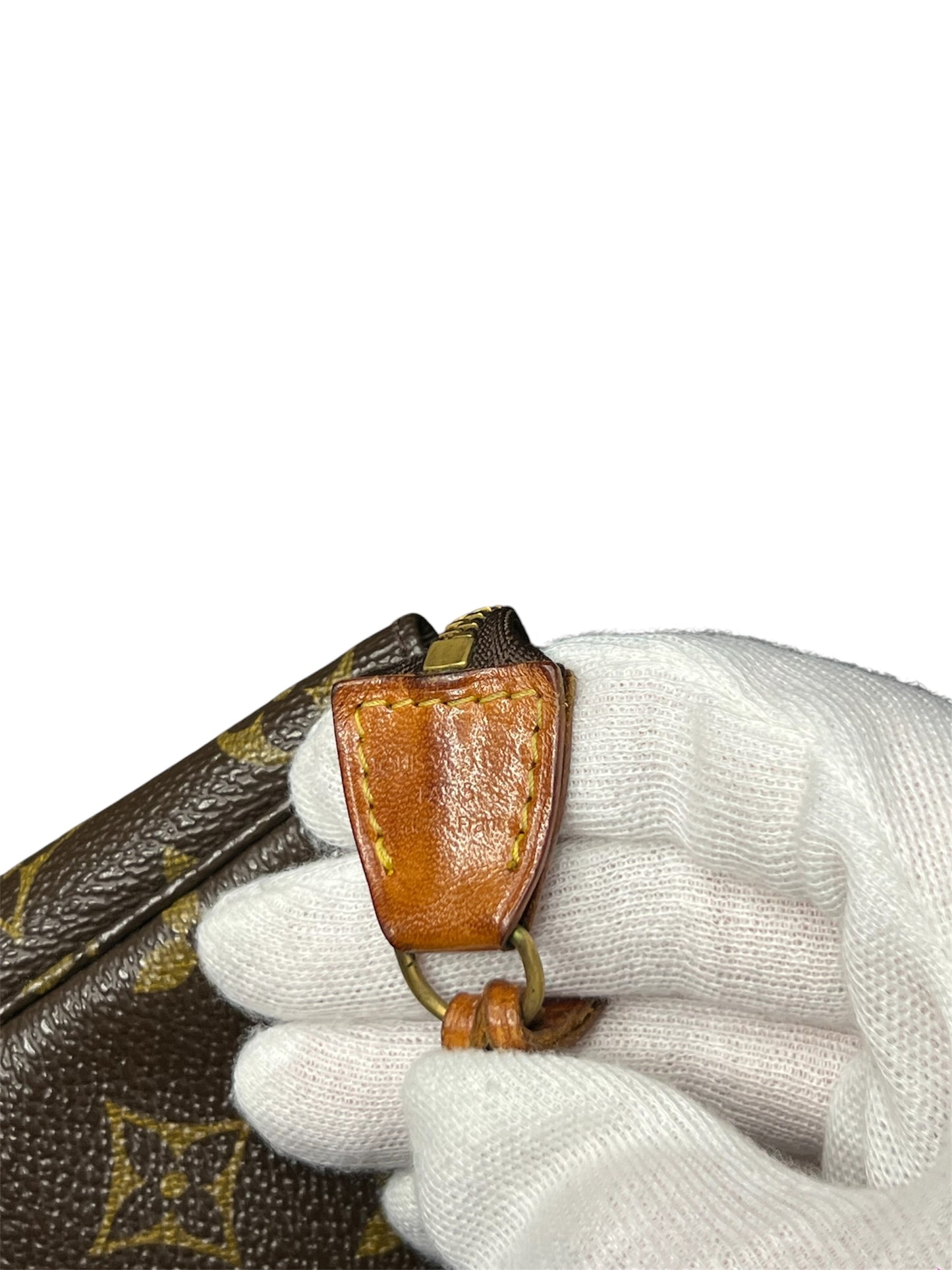Louis Vuitton Monogram Pochette