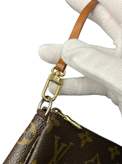 Louis Vuitton Monogram Pochette