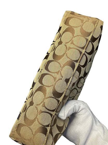 Coach Signature Hampton Baguette
