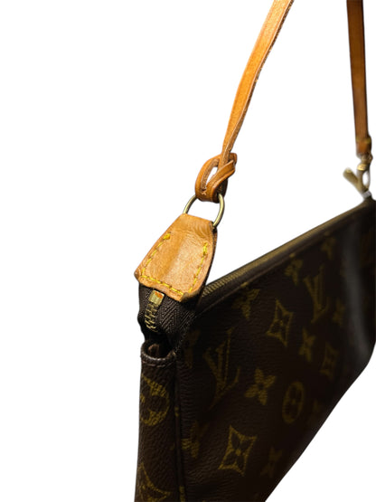Louis Vuitton Monogram Pochette